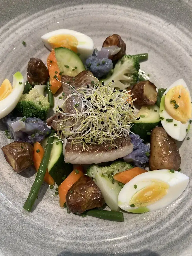 Vanessa F-B_La Parenthèse_Roquette-sur-Siagne_review