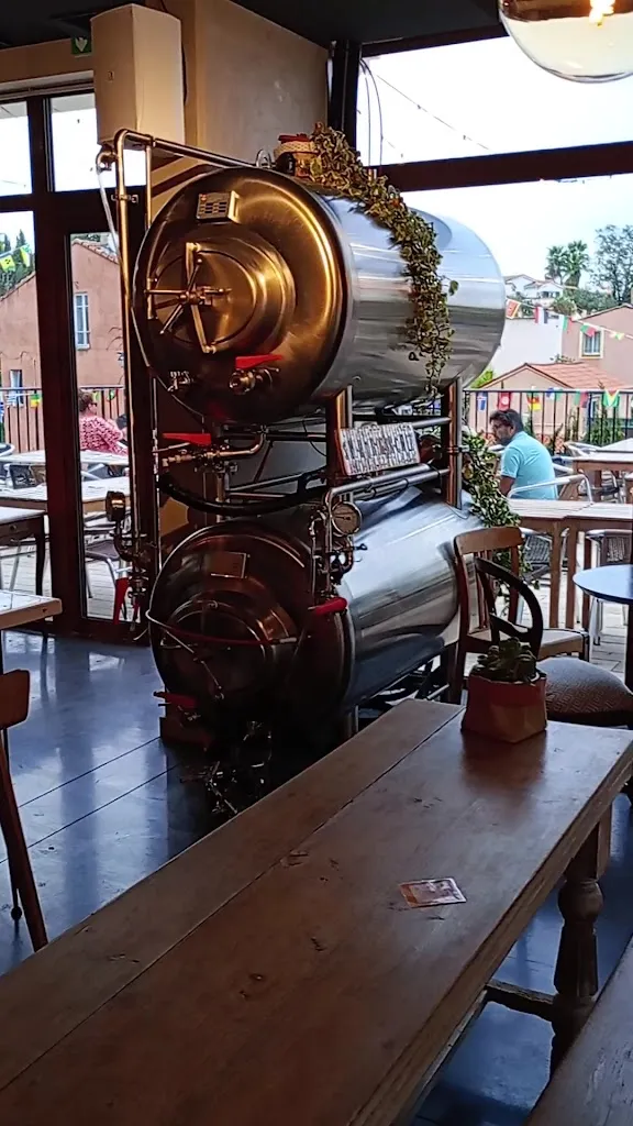 Mc Travelers Brewery (MTB)_Roquette-sur-Siagne_slider_image_2