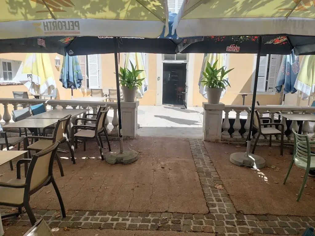 Auberge de la Loube ristorante a Roquebrussanne