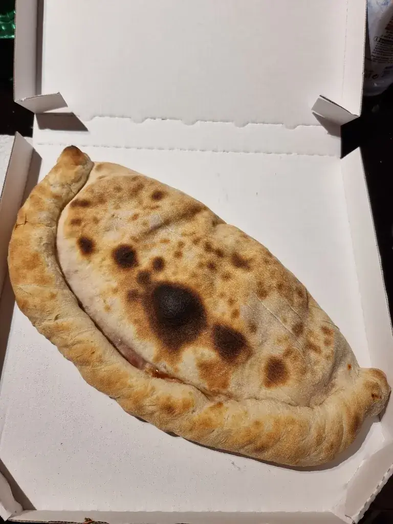 Laura Lpr_Pizza d Boff_Roquebrussanne_recensione