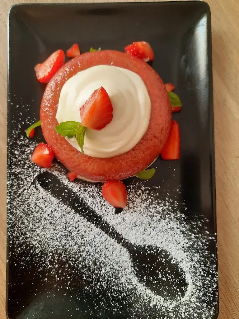 Brasserie Le Timone_Marseille_slider_image_3