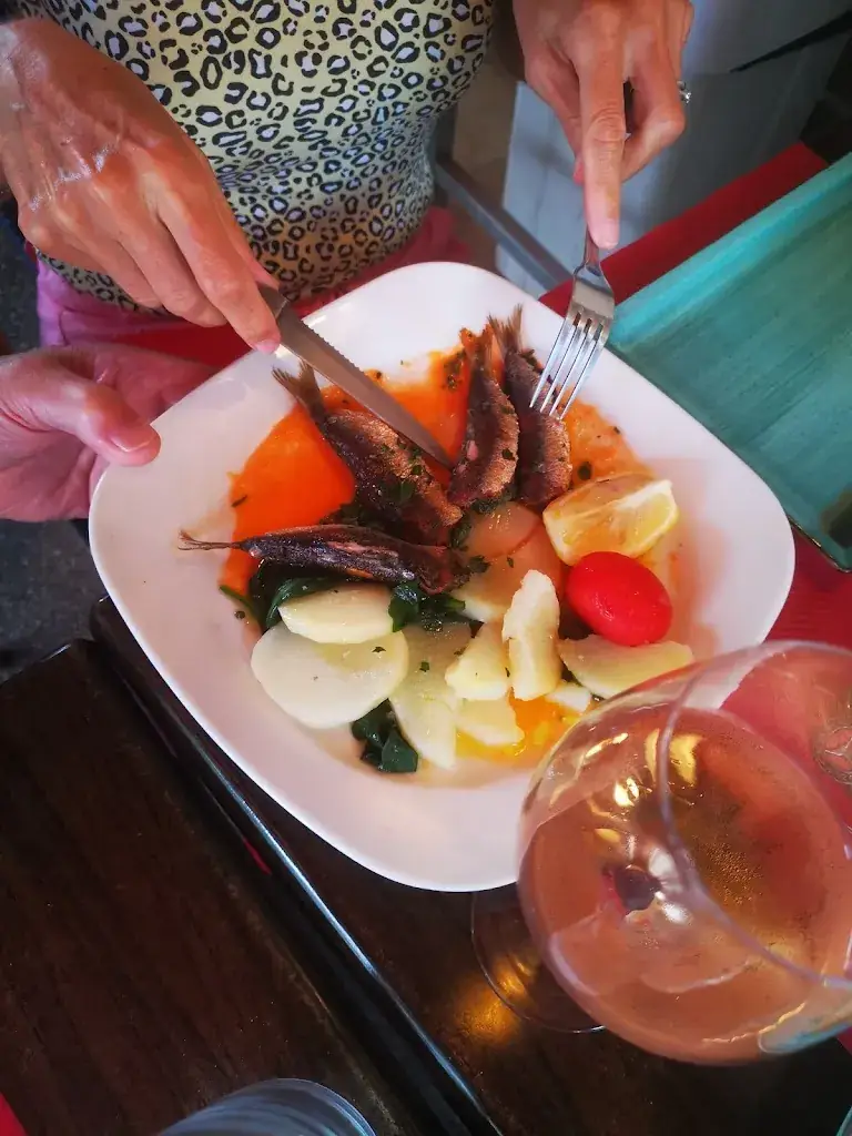 Jean-Michelle Voyageur_Le Café de la Fontaine_Turbie_recensione