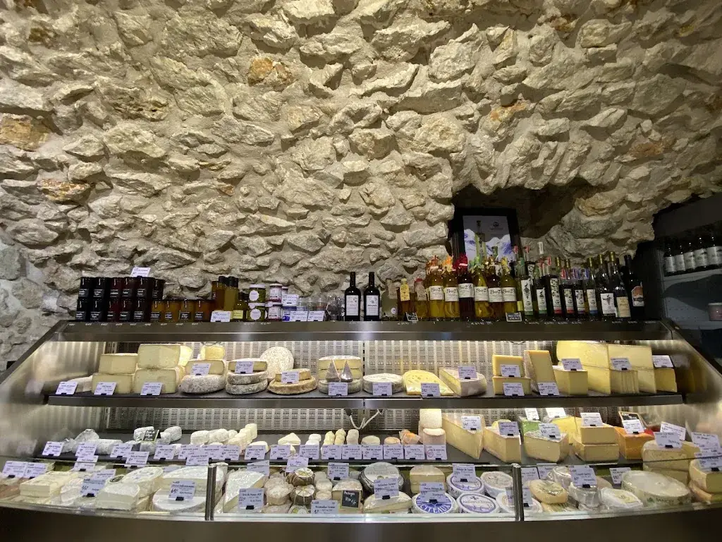 Le Coin du Fromager La Turbie, MICHEL POMA_Turbie_slider_image_2