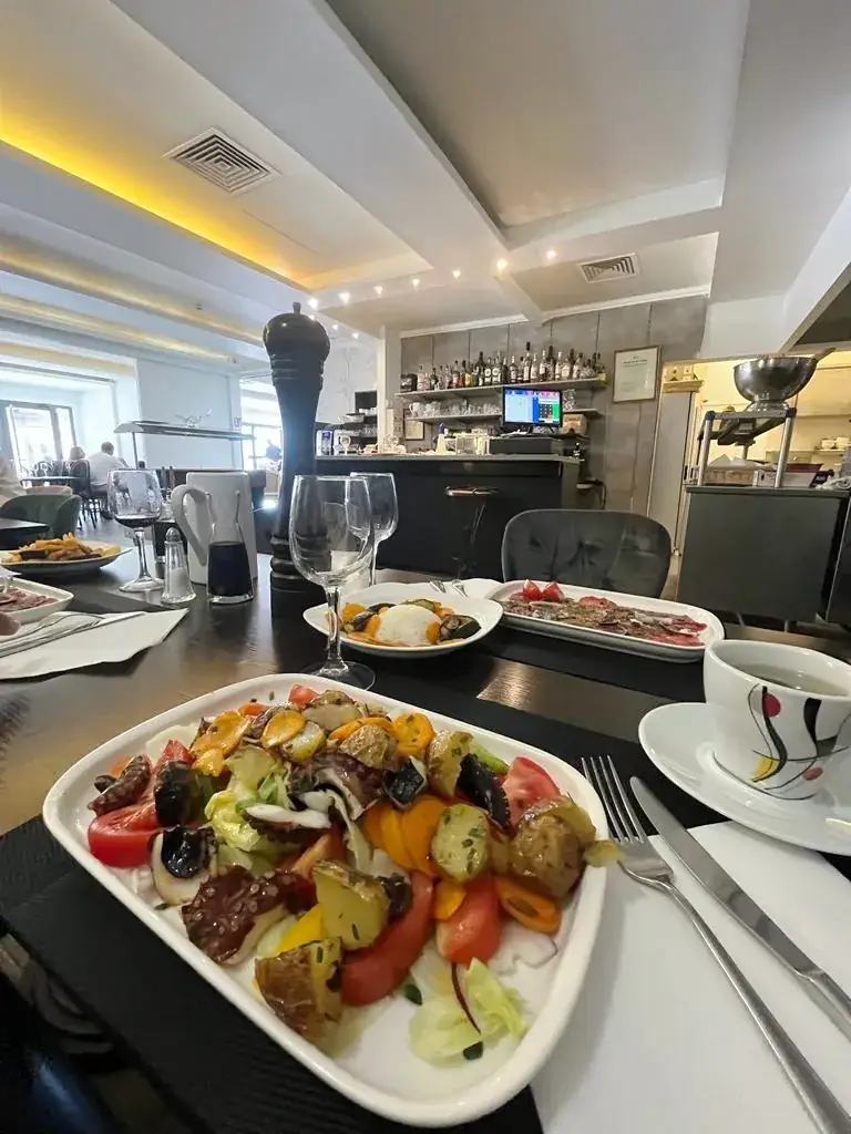 Restaurant Steak House_Turbie_slider_image_3