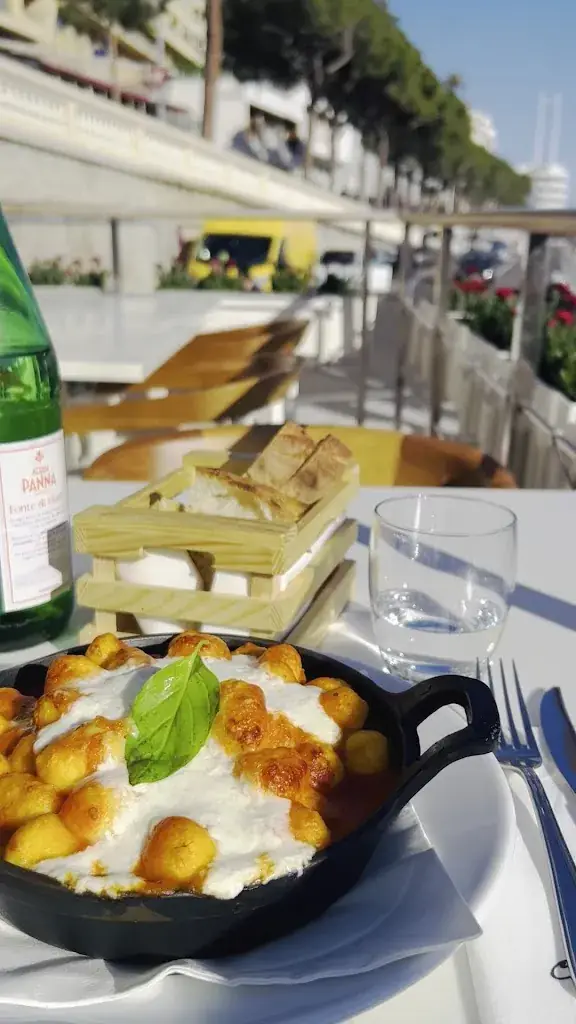 Caffè Milano_Monaco_slider_image_2