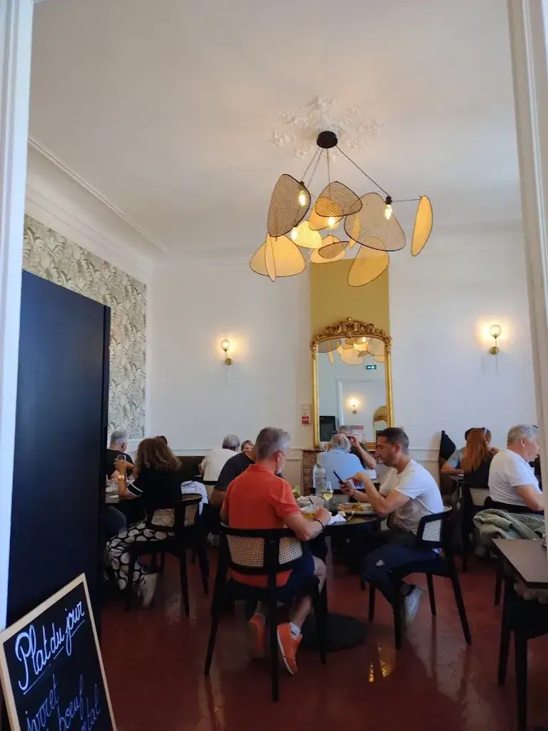 LA BRASSERIE DU 11éme restaurant in Marseille