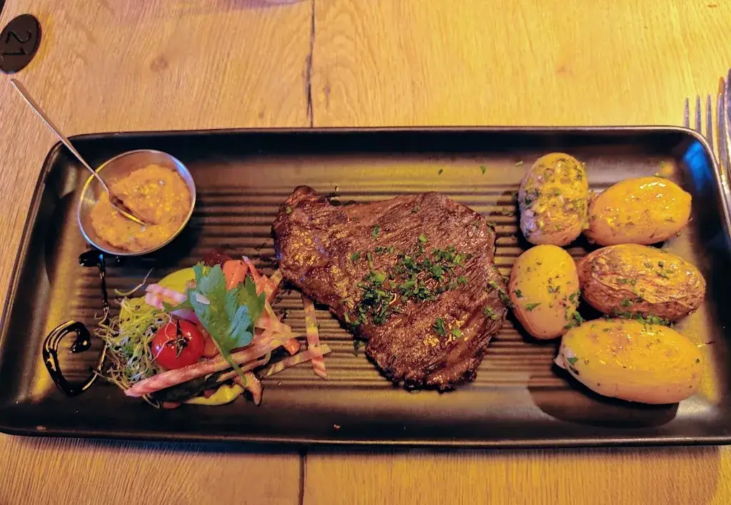 Jean Mi_Chez Les Gars_Trinité-sur-Mer_review