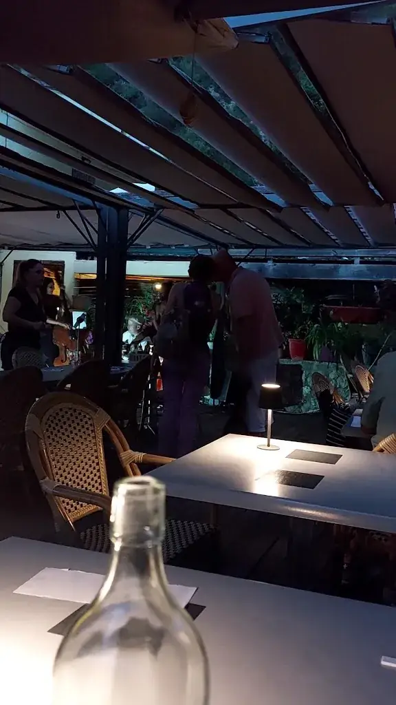 Stjepan Nekić_Restaurant Les Pierres Longues_Trinité_review