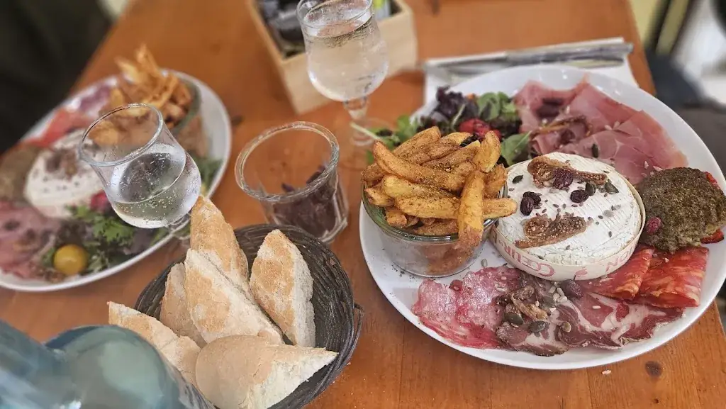 Restaurant Les Pierres Longues_Trinité_slider_image_3