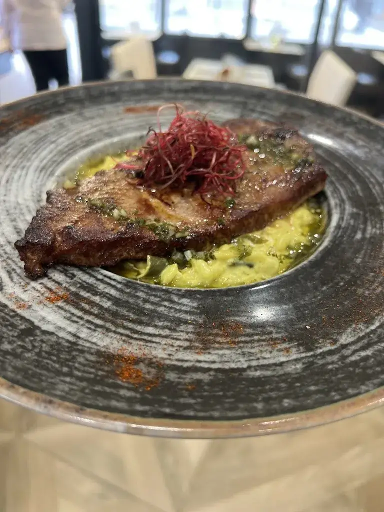 La tavola_Trinité_slider_image_2