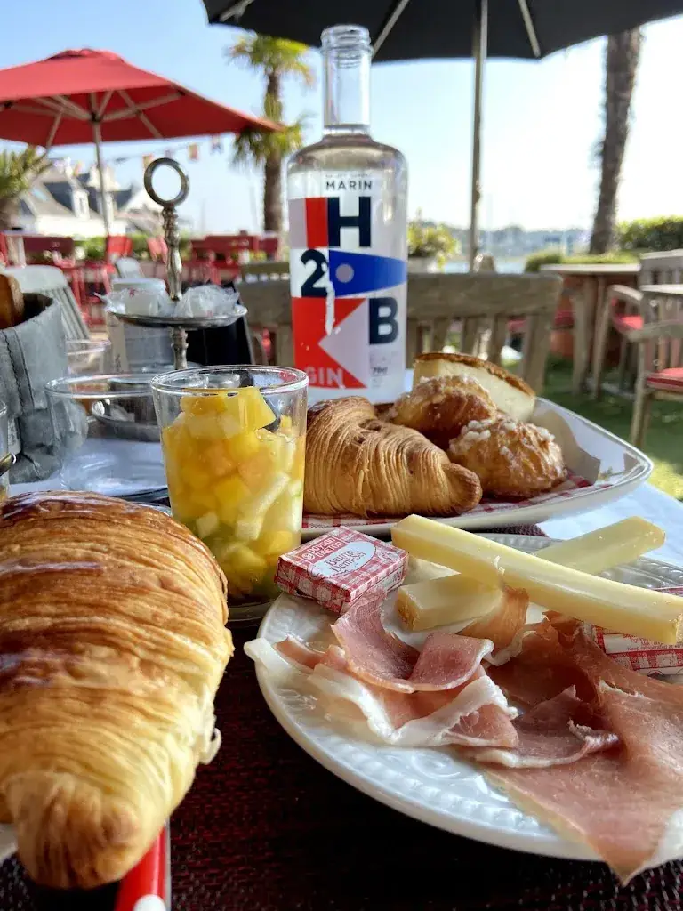 Arnaud Velter_Le Petit Hôtel des Hortensias_Trinité-sur-Mer_review