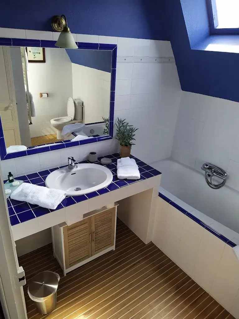 Le Petit Hôtel des Hortensias restaurant in Trinité-sur-Mer