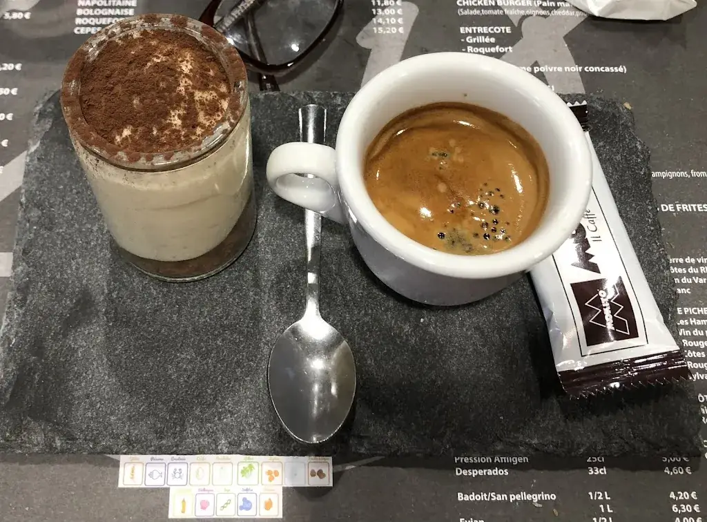 Brasserie Le Versailles La Trinité_Trinité_slider_image_3