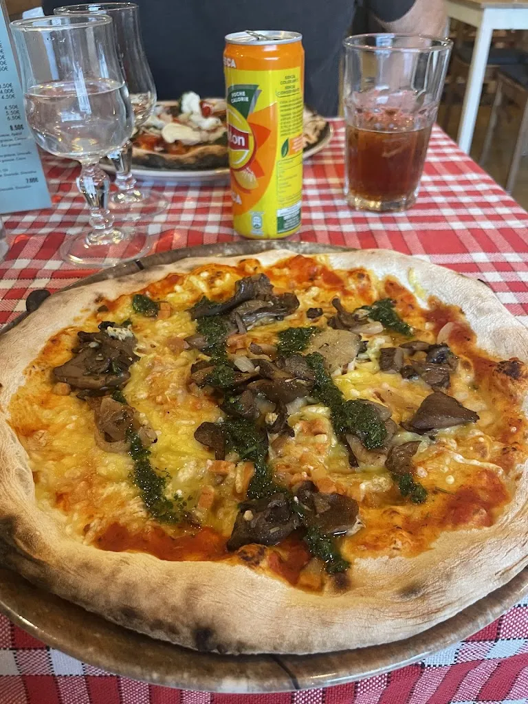 Melanie Good_LA TARTANE_Nice_review