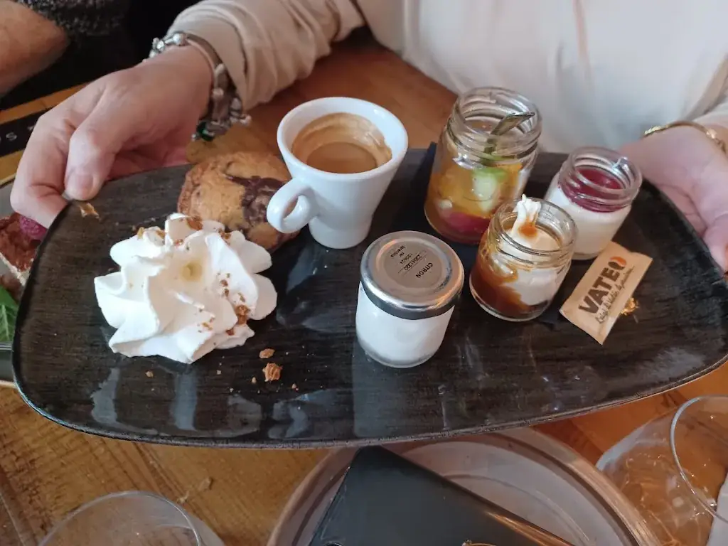 Véronique ROUSSEL_Più Marseille la Valentine_Marseille_review