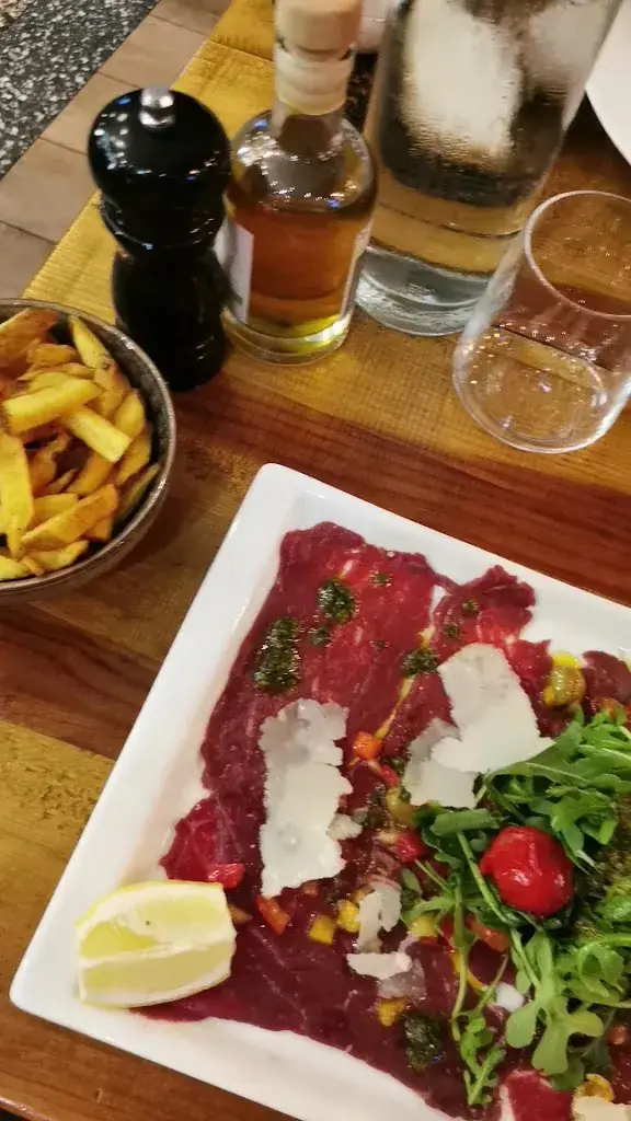 Più Marseille la Valentine restaurant in Marseille