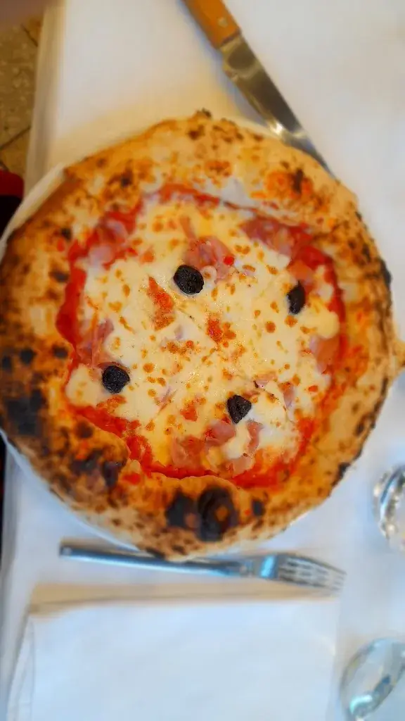 Menu_Amista - Restaurant La Valentine_Marseille_image_9