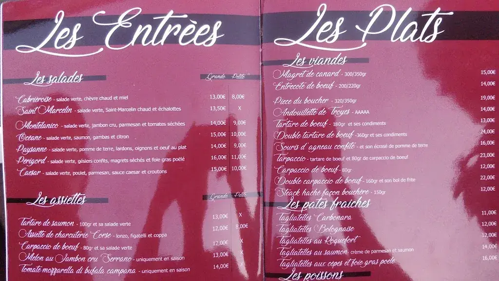 Le Monde À Sa Porte ristorante a Lagnes