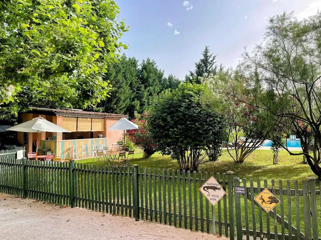 Hôtel Mas des Grès ristorante a Lagnes