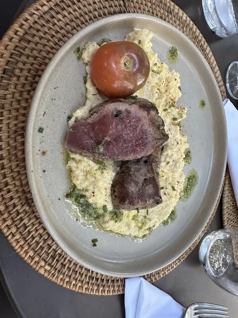 Maria Aranguren_Restaurant Sous les Platanes à Lagnes_Lagnes_review