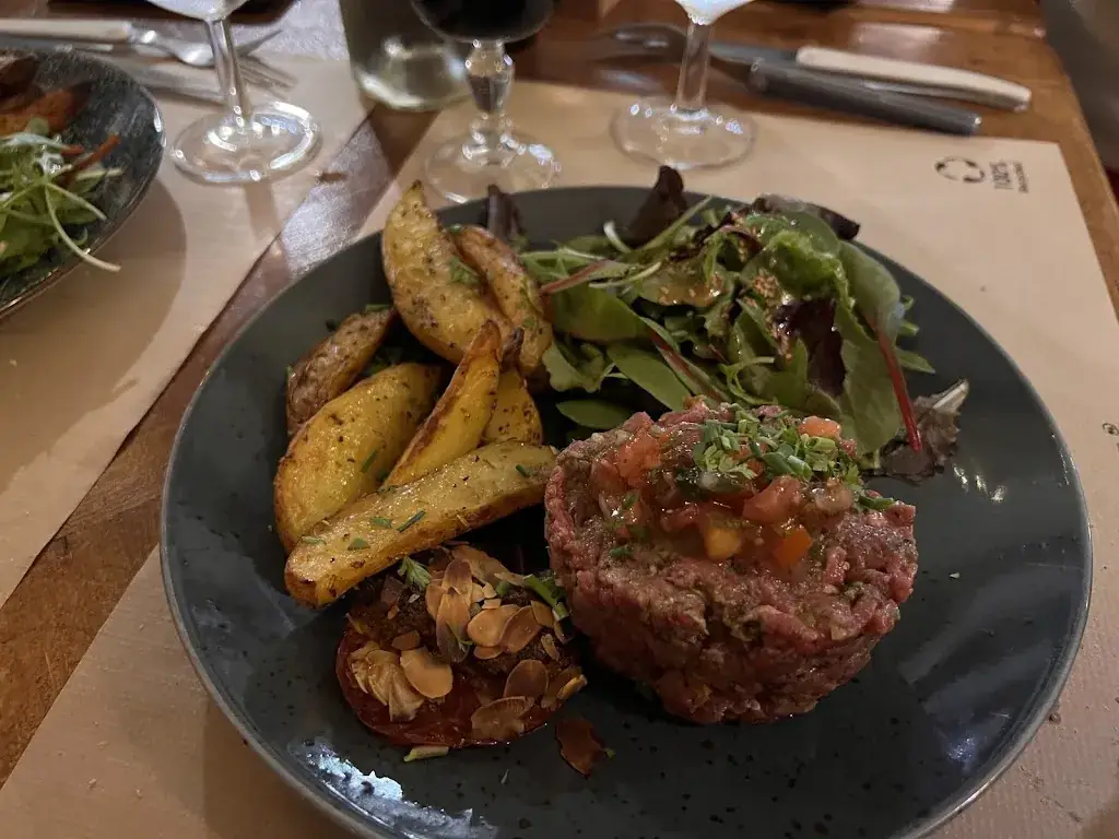 Hans Goertz_Chadiyo_Salon-de-Provence_Bewertung