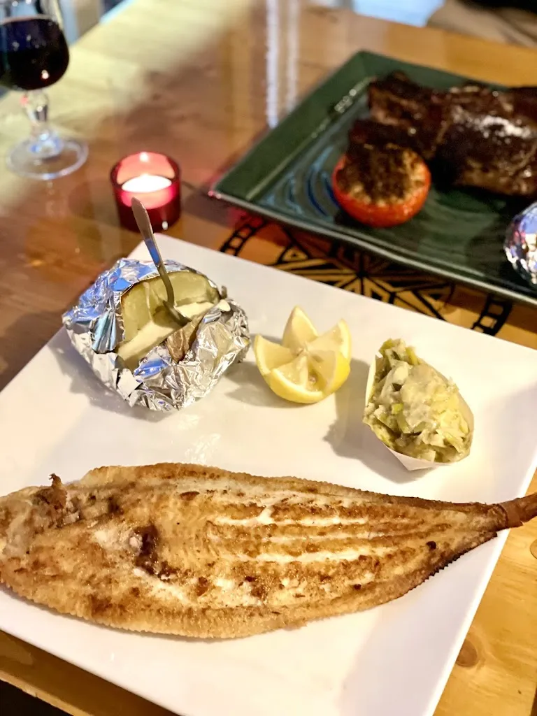 Inna Kyrylenko_La Terrasse du Port_Seyne-sur-Mer_review