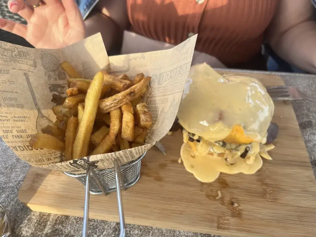 Paul_L'Oustaou_Seyne-sur-Mer_review