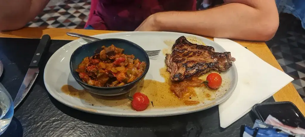 Laura Mazeau_Comptoir JOA de La Seyne_Seyne-sur-Mer_review