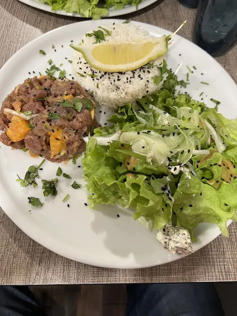 Emmanuelle Lallement_Restaurant le Café Des Arts_Seyne-sur-Mer_review
