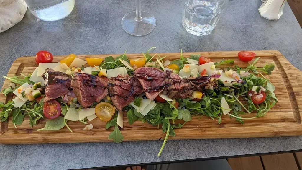 Carson W_La chapelle restaurant mar vivo_Seyne-sur-Mer_review