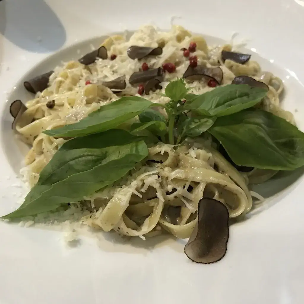 Antoine C_Il Pomodoro A&I_Seyne-sur-Mer_review