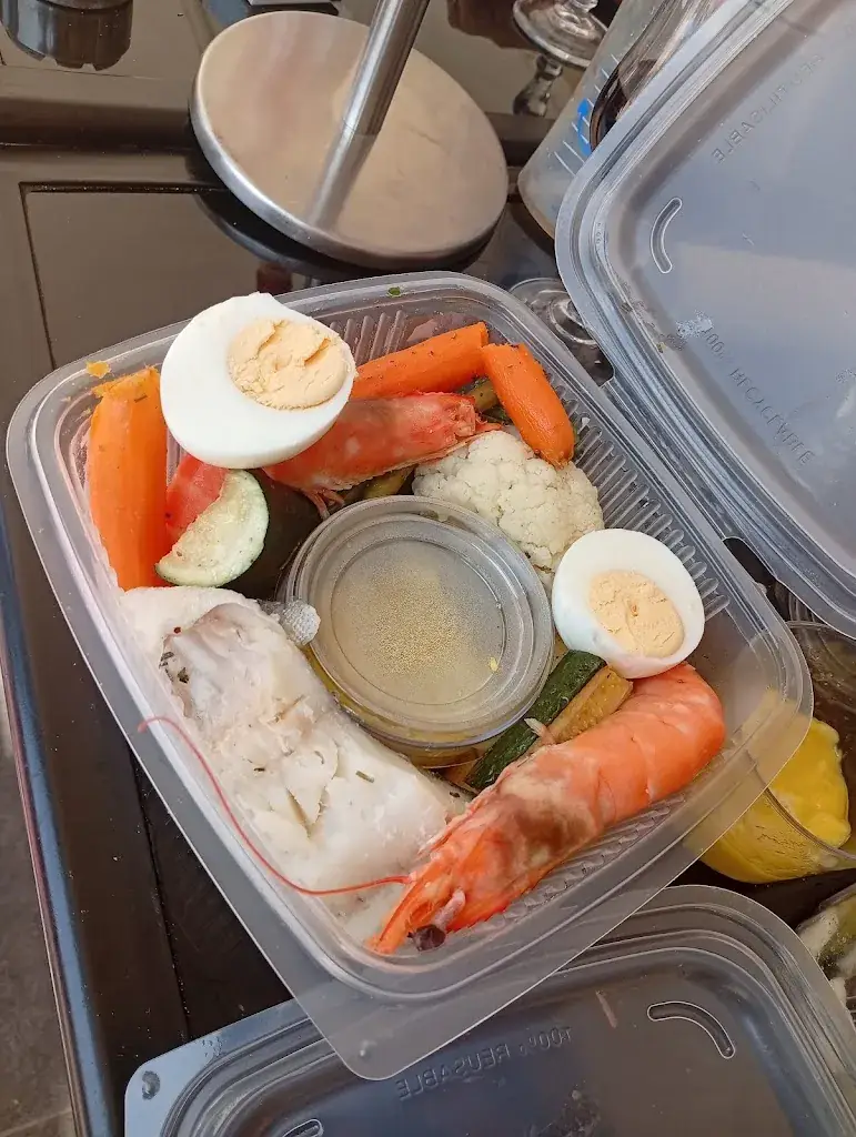 Laetitia Hubert_CASA NOSTRA_Seyne-sur-Mer_review