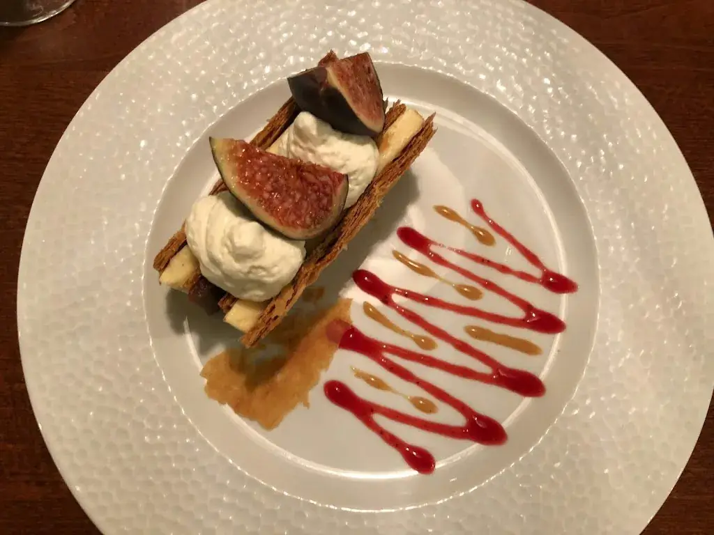 Mario Huliselan_Le Navigateur_Seyne-sur-Mer_review