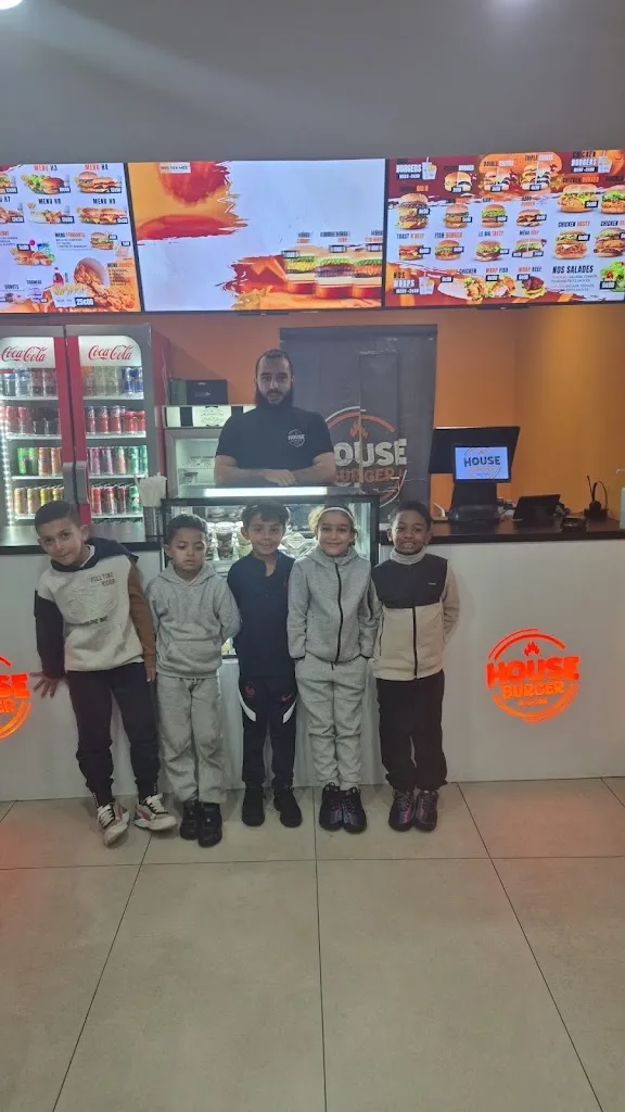 House Burger_Seyne-sur-Mer_slider_image_2