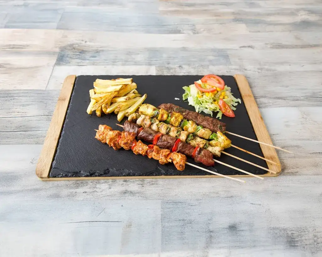 L’Autre Monde Grillade | Grillades au Feu de Bois à La Seyne-sur-Mer – Viandes Halal Françaises de Qualité_Seyne-sur-Mer_slider_image_2