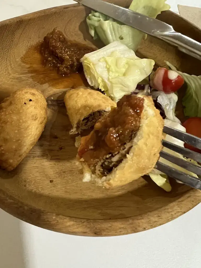 Kasree CC_Kwetu Restaurant Salon-de-Provence_Salon-de-Provence_review