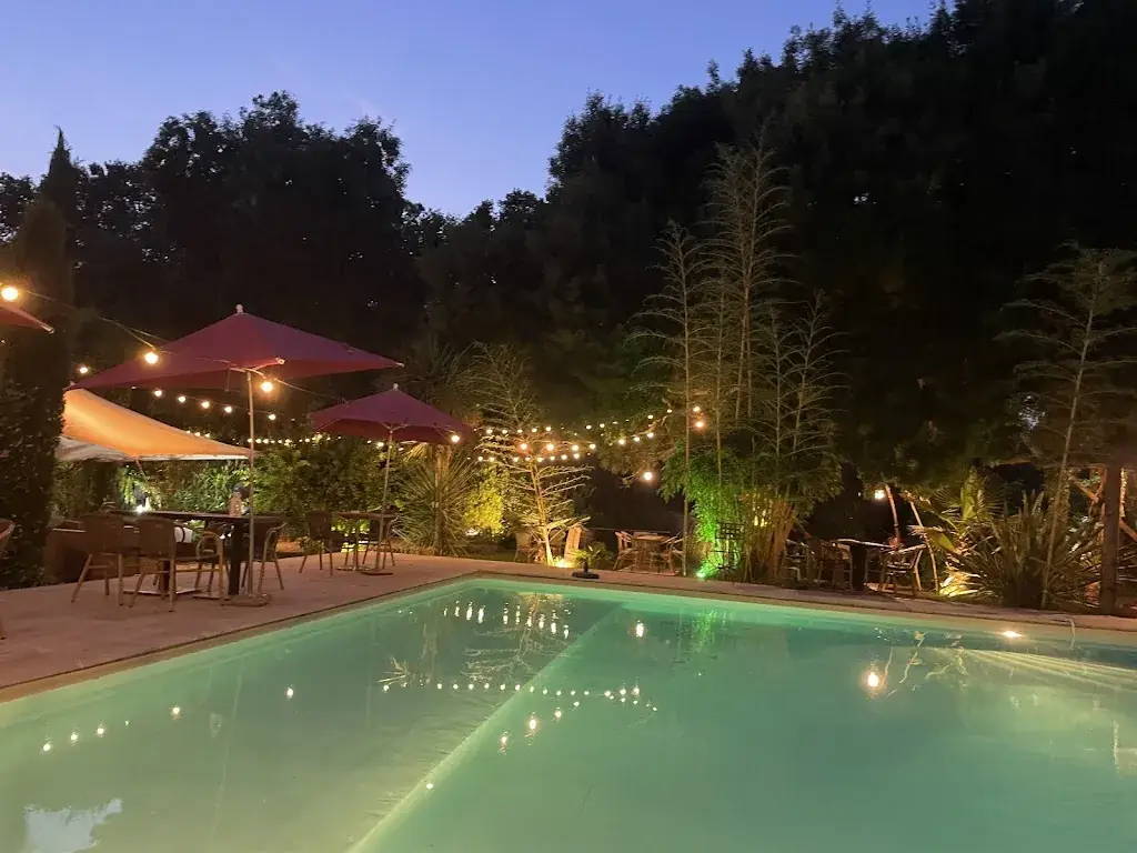 ISA CUCCO-VERLICCHI_Le Mas des Armieux_Lambesc_review