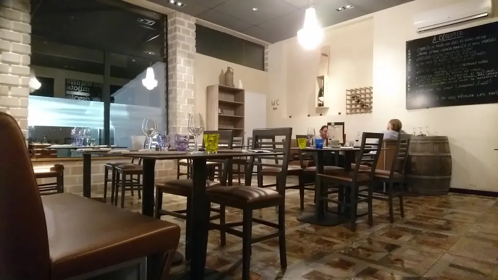 Restaurant L'Escale des Vins_Lambesc_slider_image_2