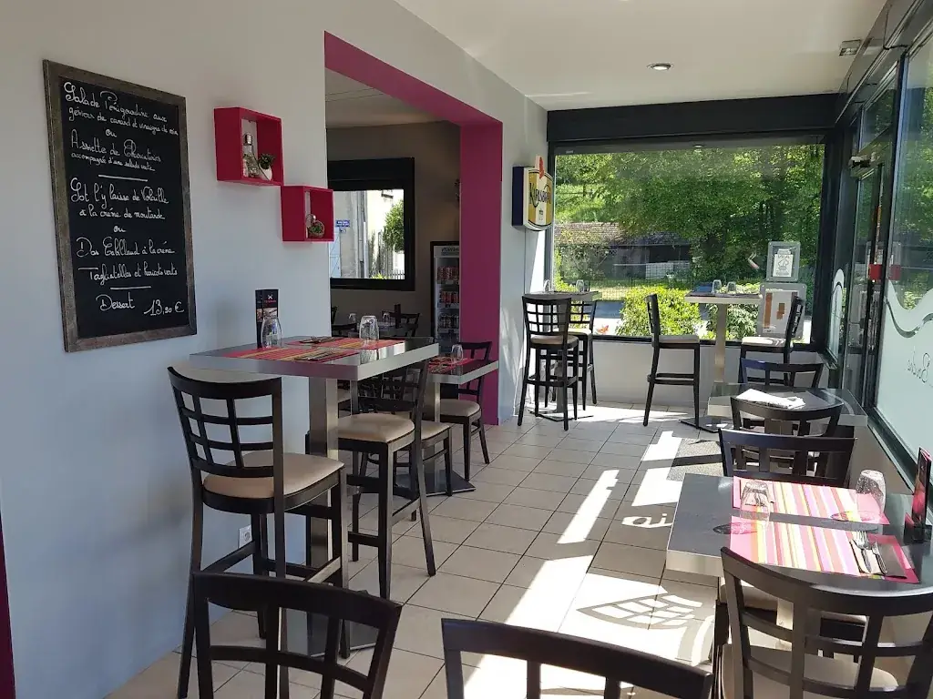 L'O à la bouche. restaurant in Pont-d'Ain