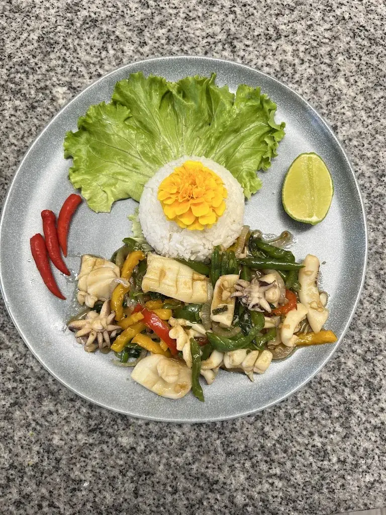 Le Saythong_Lambesc_slider_image_2