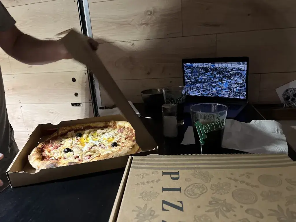 Virginie C._Pizza l'Original Truck Lambesc_Lambesc_recensione