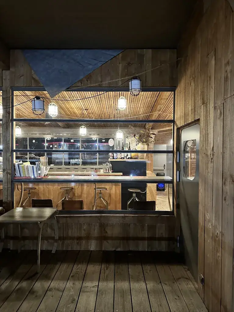 G O._Restaurant Ventrus - Parc de La Villette_Paris_review