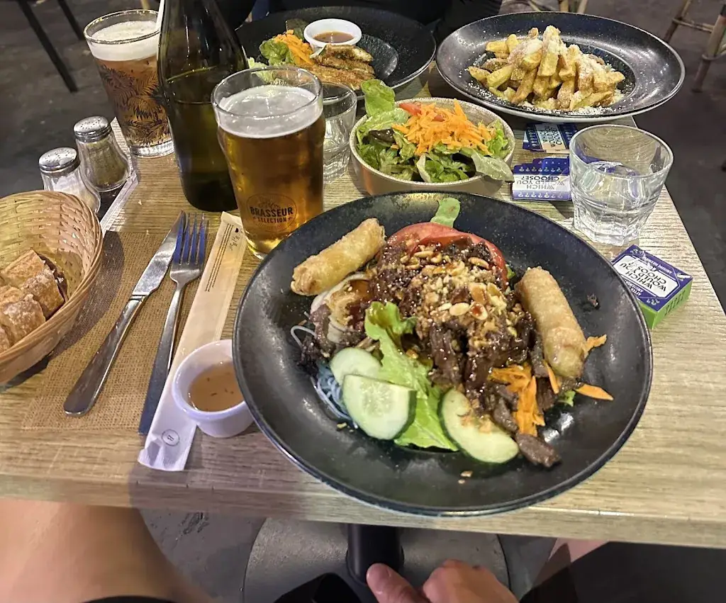 Ibrahim Alispahic_Jeannette_Paris_review