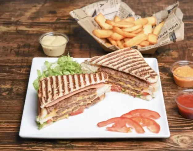 Menu_Golden Food ( near Generator )_Paris_image_6