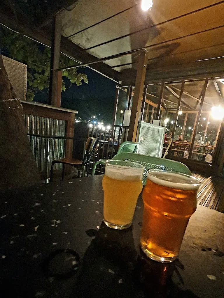 Christof Vanstaen_Paname Brewing Company_Paris_review