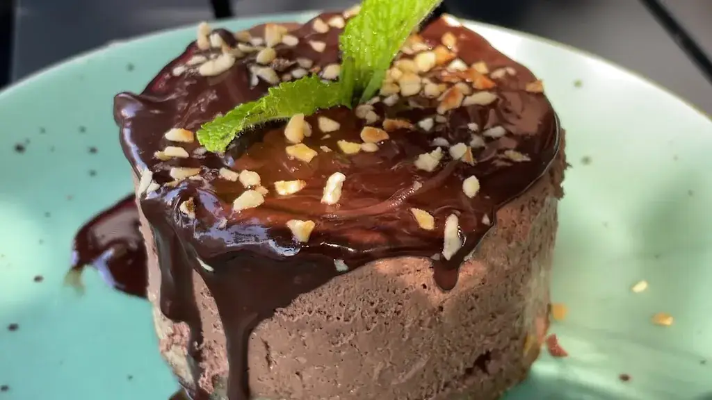 Simonetta_Paris_slider_image_2