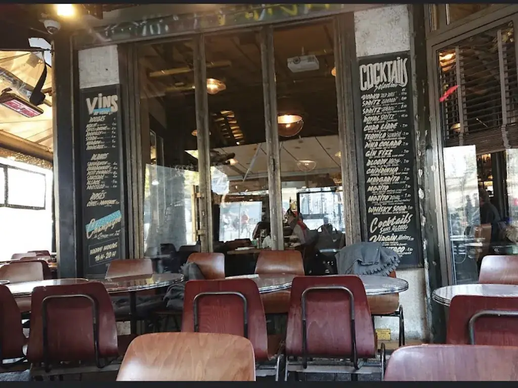 Le Jaurès Café restaurant in Paris