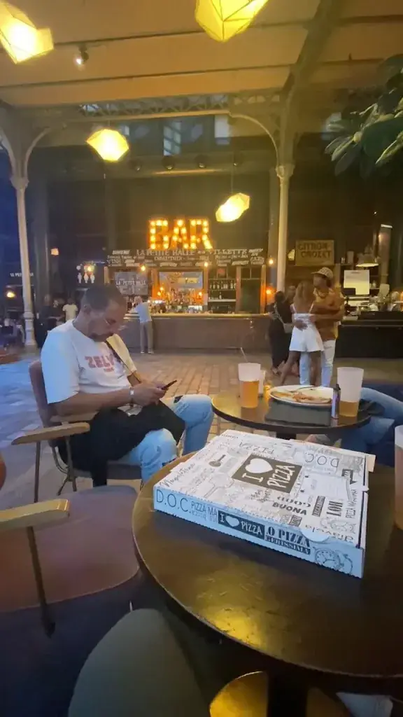 La Petite Halle_Paris_slider_image_2