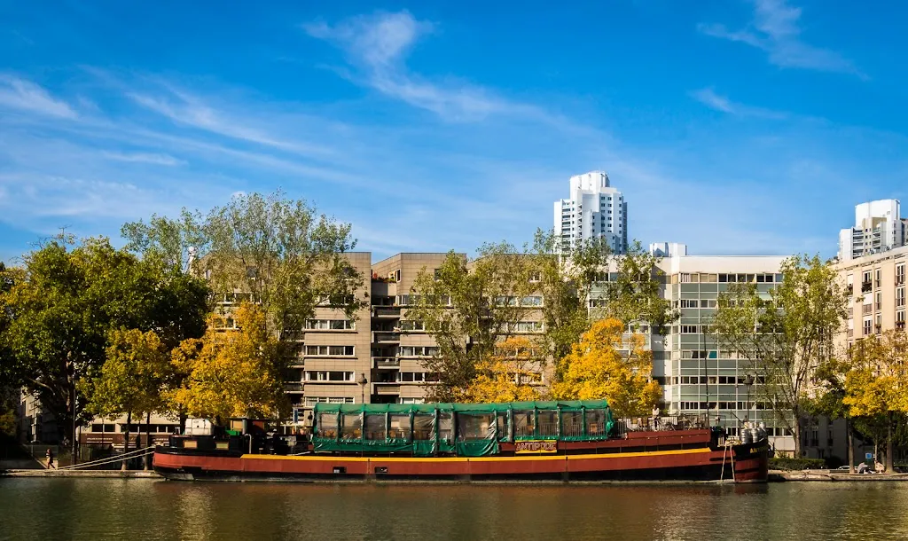 Péniche Antipode_Paris_slider_image_2