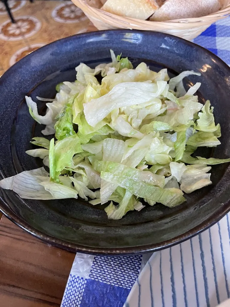 Karen A Yang_Le Bellerive_Paris_review